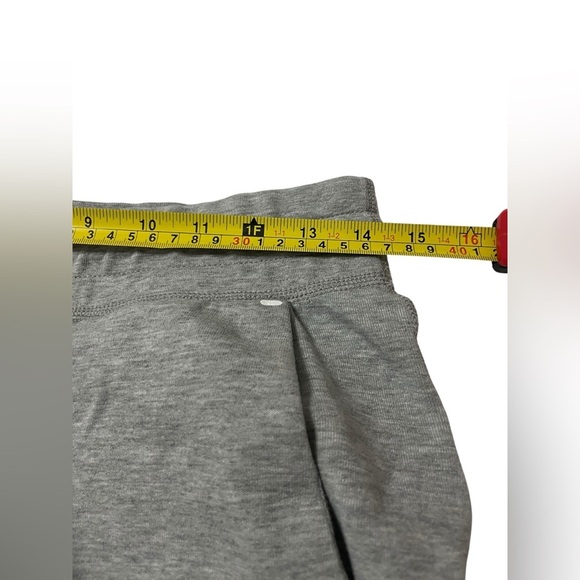 Nike Tech Fleece Pants Women’s Sz S Light Grey - Picture 8 of 8
